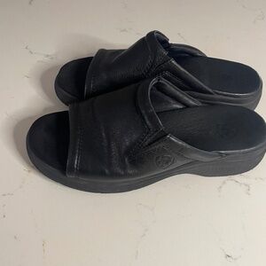 Ariat Bridgeport Sandals in Black Size 7